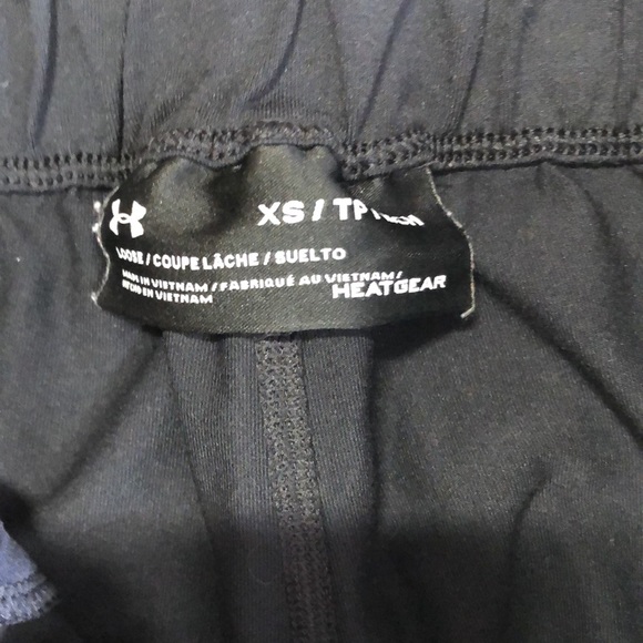 Under Armour Pants - Picture 3 of 5
